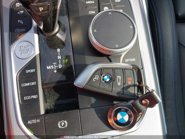 3MW5R7J03M8B83194 2021 BMW