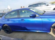 3MW5R7J03M8B83194 2021 BMW
