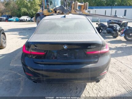 3MW5R7J04N8C70779 2022 BMW
