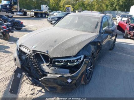 3MW5R7J04N8C70779 2022 BMW