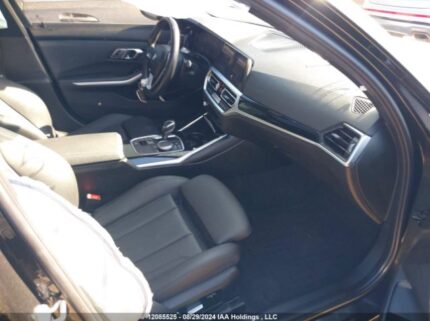 3MW5R7J06L8B08889 2020 BMW