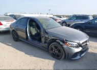 55SWF8EB7KU322686 2019 MERCEDES-BENZ