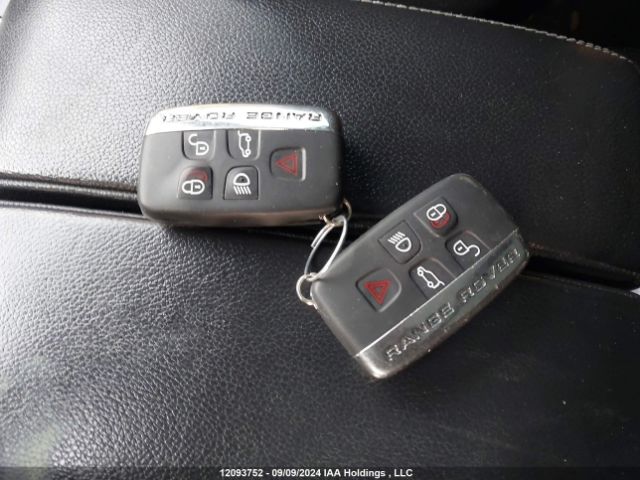 SALYL2RV2JA759399 2018 LAND ROVER