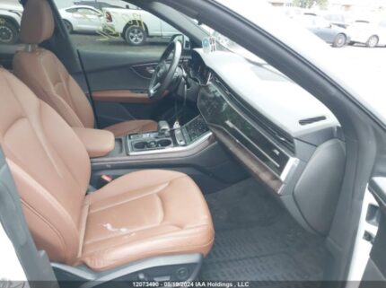 WA1DVAF14KD036725 2019 AUDI