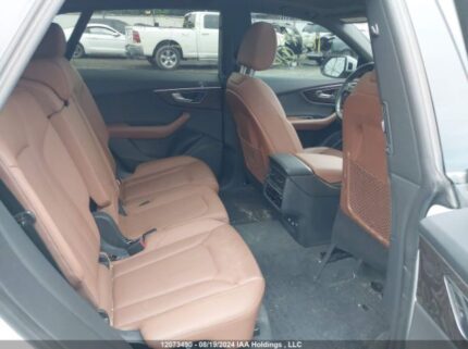 WA1DVAF14KD036725 2019 AUDI