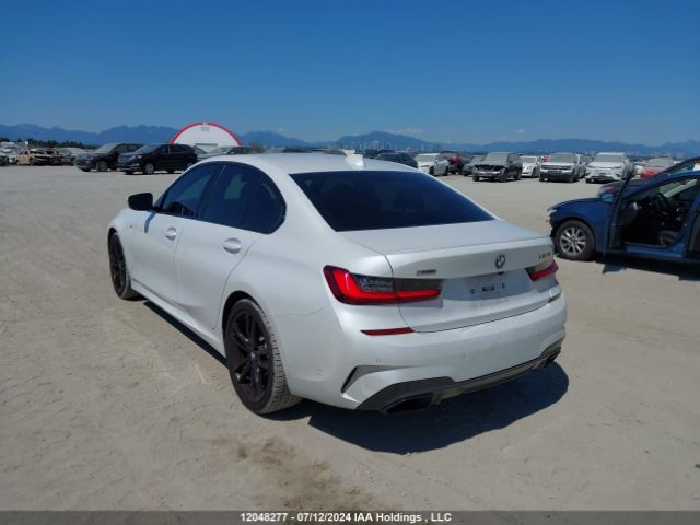 WBA5U9C04NFM31176 2022 BMW