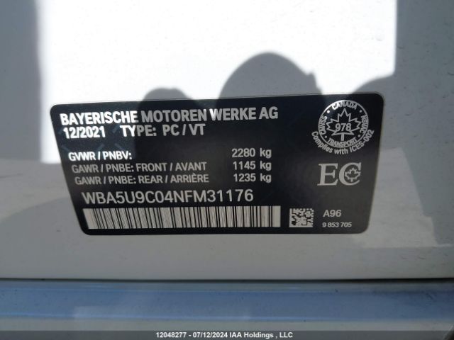 WBA5U9C04NFM31176 2022 BMW