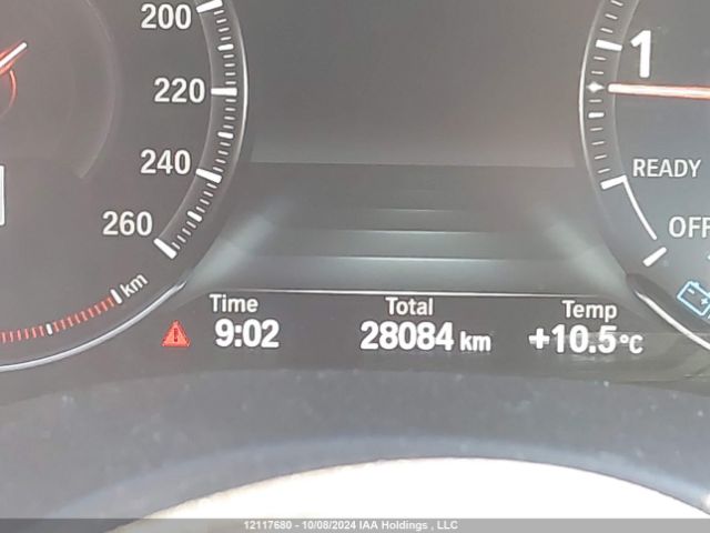 WBA8B7C51JA573057 2018 BMW