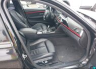 WBA8D9C58JA012988 2018 BMW
