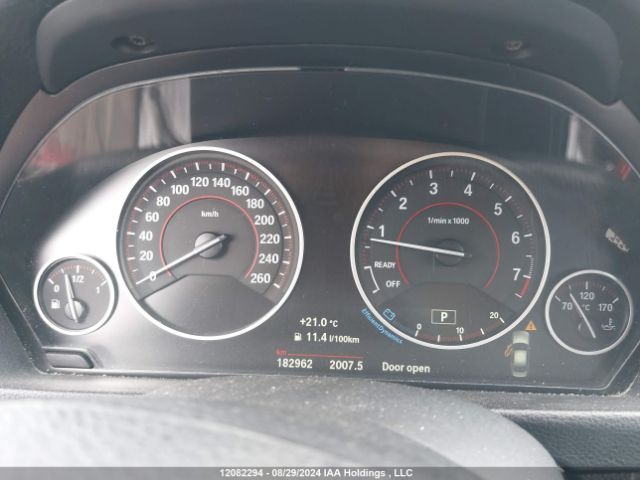 WBA8D9C58JA012988 2018 BMW