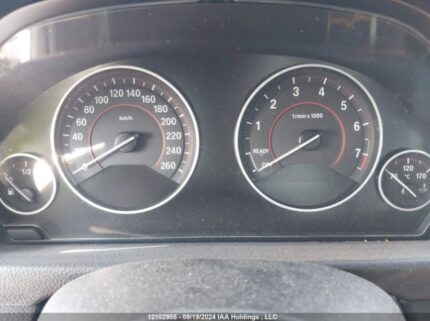 WBA8D9G57JNU68600 2018 BMW
