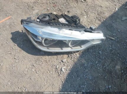 WBA8E3G54GNU04730 2016 BMW