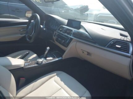 WBA8E3G54GNU04730 2016 BMW