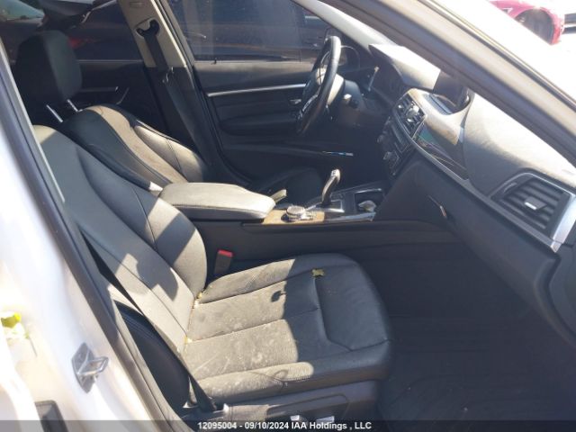 WBA8F1C54HK825678 2017 BMW