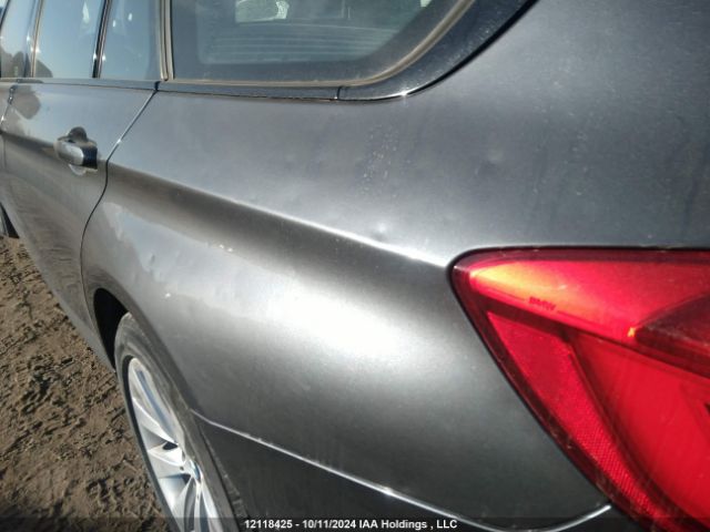 WBA8K3C53JA023948 2018 BMW
