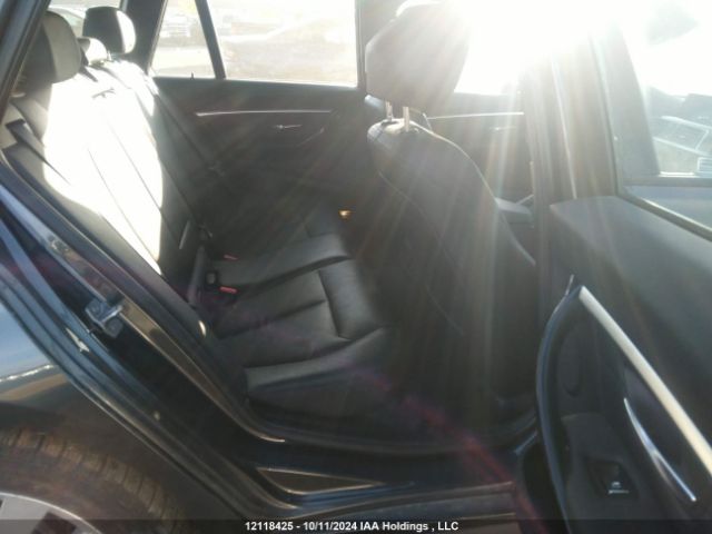 WBA8K3C53JA023948 2018 BMW