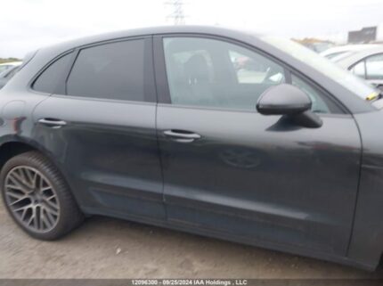 WP1AA2A51KLB06917 2019 PORSCHE