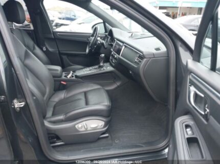 WP1AA2A51KLB06917 2019 PORSCHE