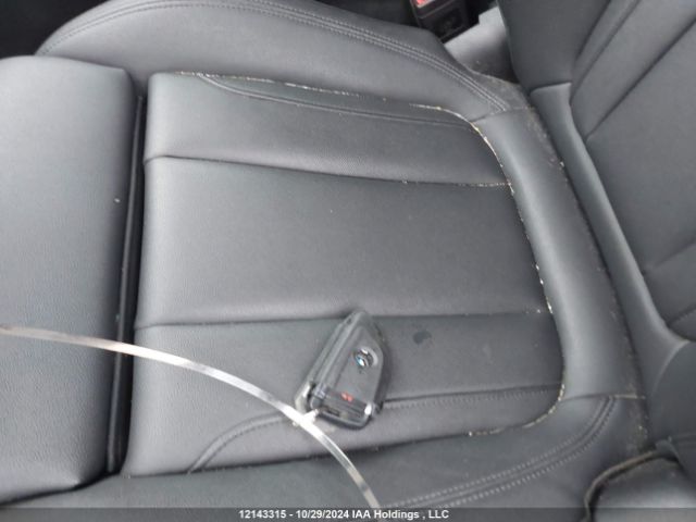 3MW5R7J03M8b98066 2021 BMW