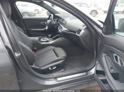 3MW5R7J03M8b98066 2021 BMW