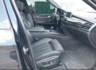 5UXKR0C37H0x80058 2017 BMW