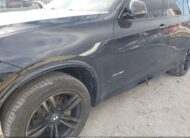 5UXKR0C37H0x80058 2017 BMW
