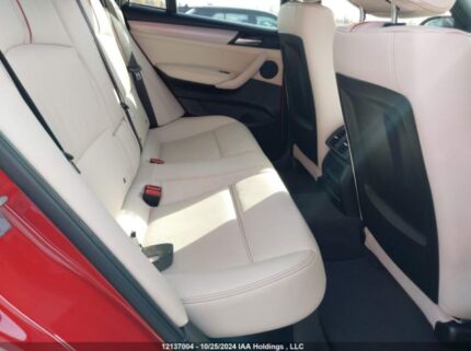 5UXXW3C58H0t77868 2017 BMW