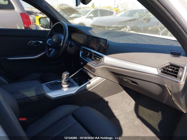 WBA5R7C59KAJ86272 2019 BMW