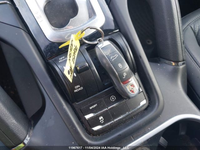 WP1AA2A22GLA09593 2016 PORSCHE