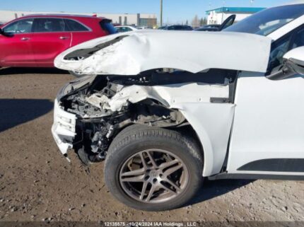 WP1AA2A50HLB81276 2017 PORSCHE