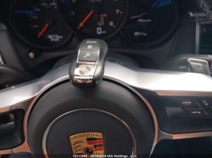 WP1AA2A55JLB13366 2018 PORSCHE