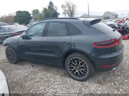 WP1AA2A55JLB13366 2018 PORSCHE