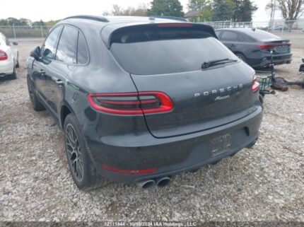 WP1AA2A55JLB13366 2018 PORSCHE