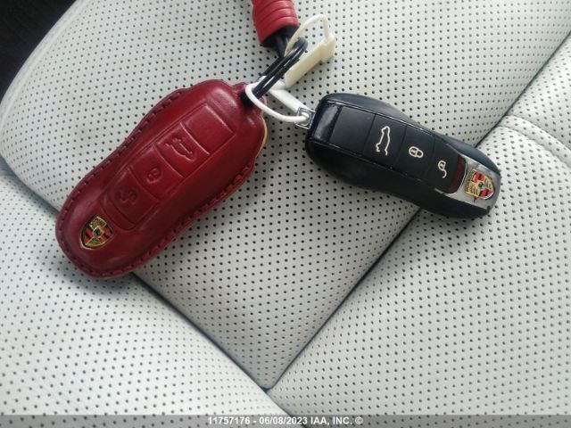 WP1AB2A59HLB12714 2017 PORSCHE