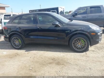 WP1AE2A2XJLA70864 2018 PORSCHE