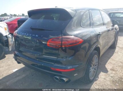 WP1AE2A2XJLA70864 2018 PORSCHE
