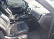 WP1AE2A2XJLA70864 2018 PORSCHE