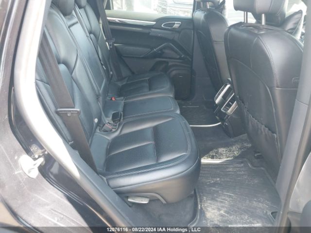 WP1AE2A2XJLA70864 2018 PORSCHE