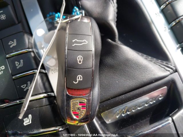 WP1AG2A52HLB51355 2017 PORSCHE