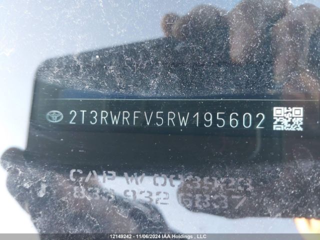 2T3RWRFV5RW195602 2024 TOYOTA