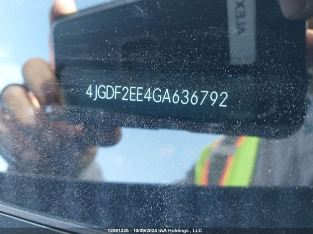 4JGDF2EE4GA636792 2016 MERCEDES-BENZ