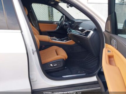 5UX23EU05R9u97951 2024 BMW