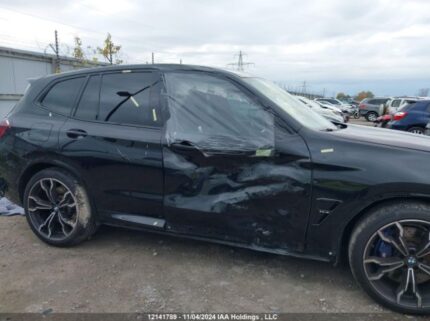 5YM13EC09N9K02253 2022 BMW