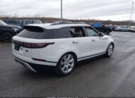 SALYJ2EU6MA323839 2021 LAND ROVER