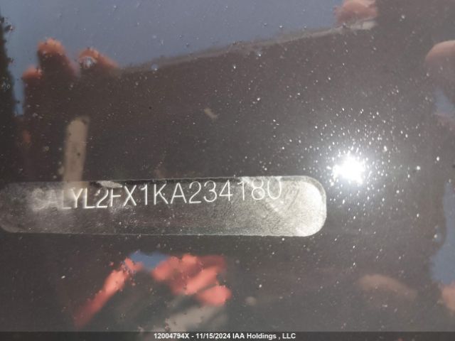 SALYL2FX1KA234180 2019 LAND ROVER
