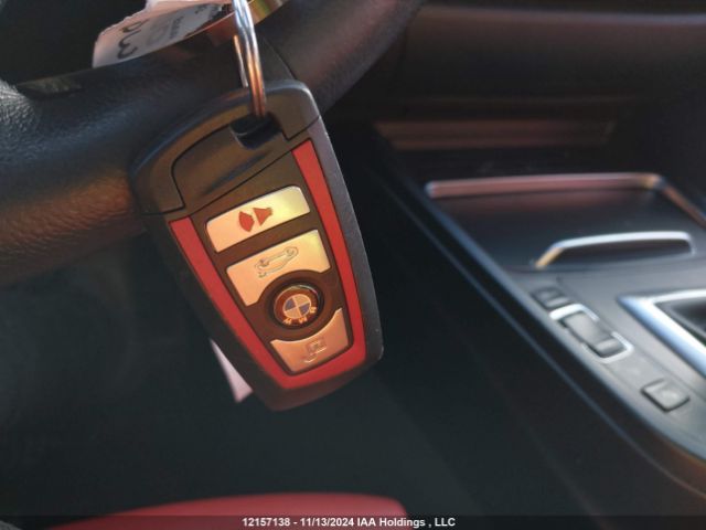 WBA8E3C53GK505121 2016 BMW