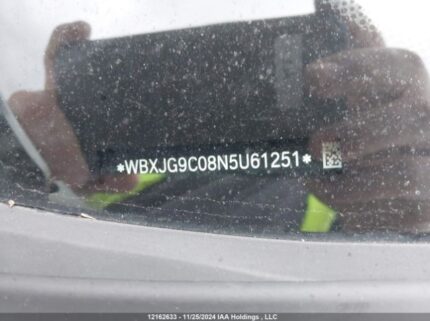 WBXJG9C08N5u61251 2022 BMW
