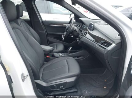 WBXJG9C08N5u61251 2022 BMW