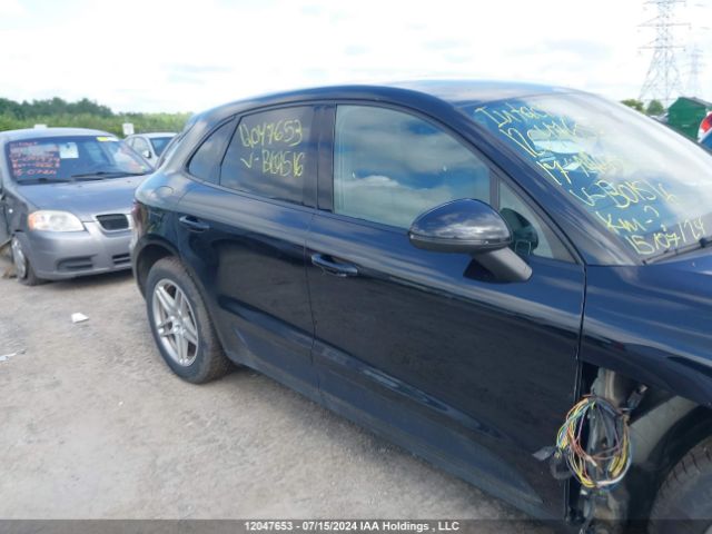 WP1AA2A51HLb01516 2017 PORSCHE