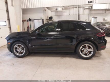 WP1AA2A56HLB80391 2017 PORSCHE